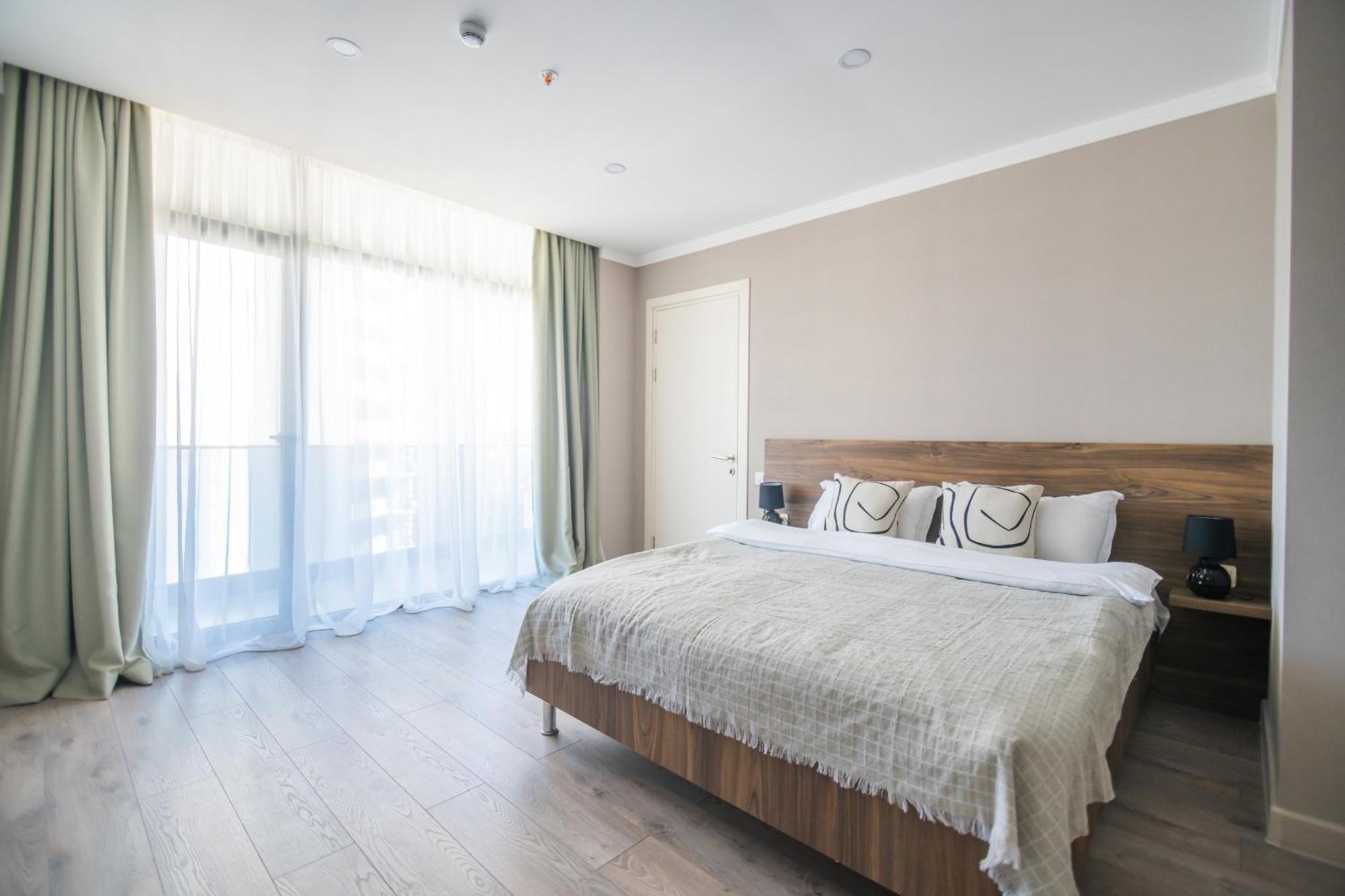 Green Side Apart Hotel Батуми Экстерьер фото