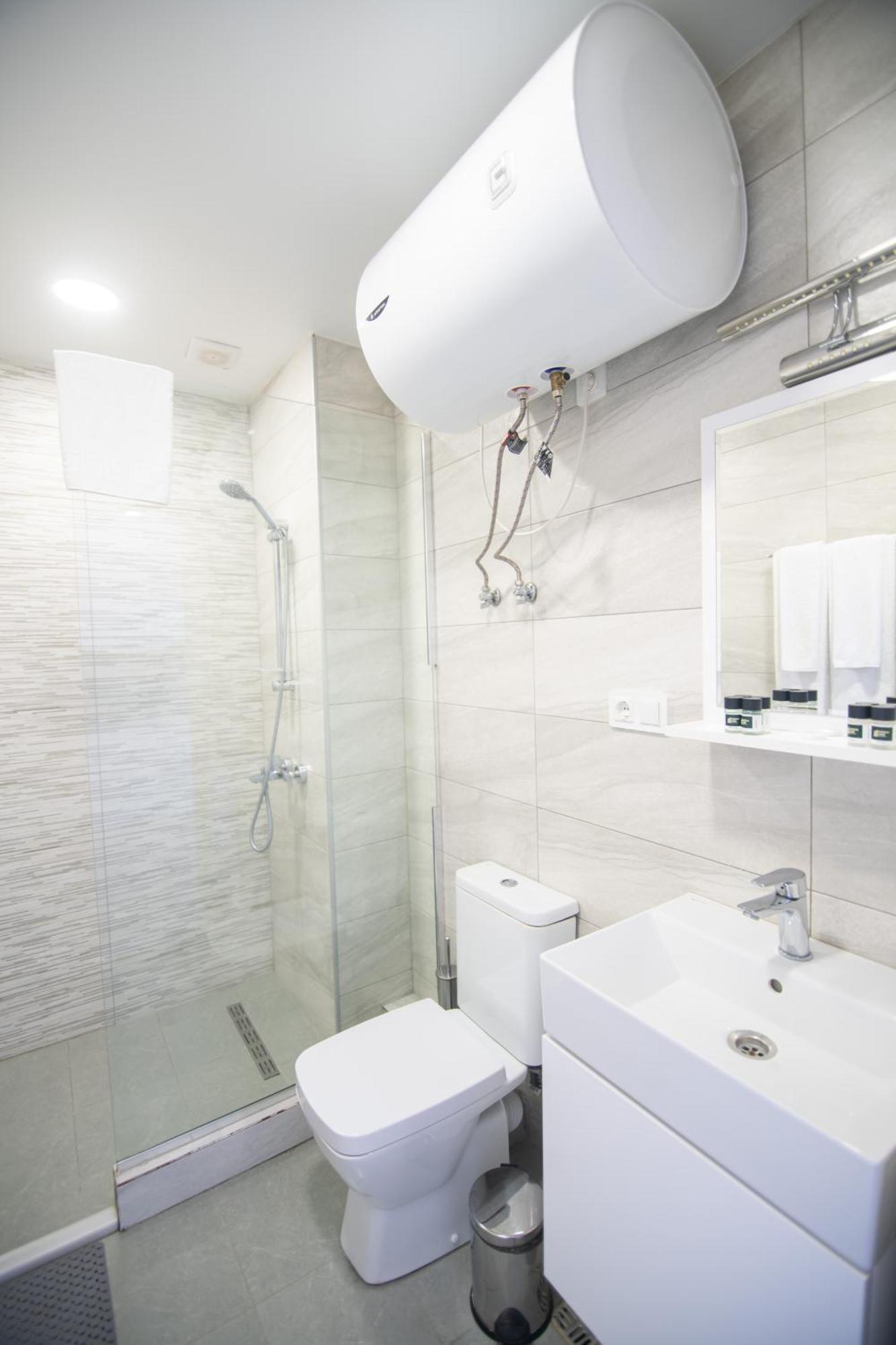 Green Side Apart Hotel Батуми Экстерьер фото